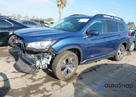 2021 Subaru Ascent Premium из США, поврежденный, VIN 4S4WMACD9M3471437